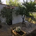 Theisoa.old Little House In The Garden . Andritsaina.