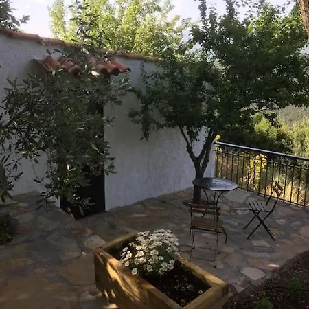 Theisoa.old Little House In The Garden . Andritsaina.